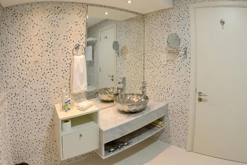 Boutique 7 Hotel And Suites Dubai 4*,